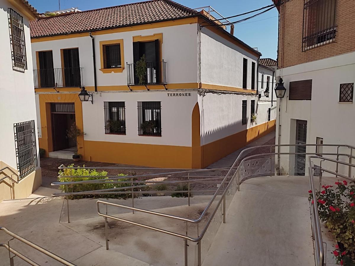 Bed & Breakfast San Basilio's Red House *