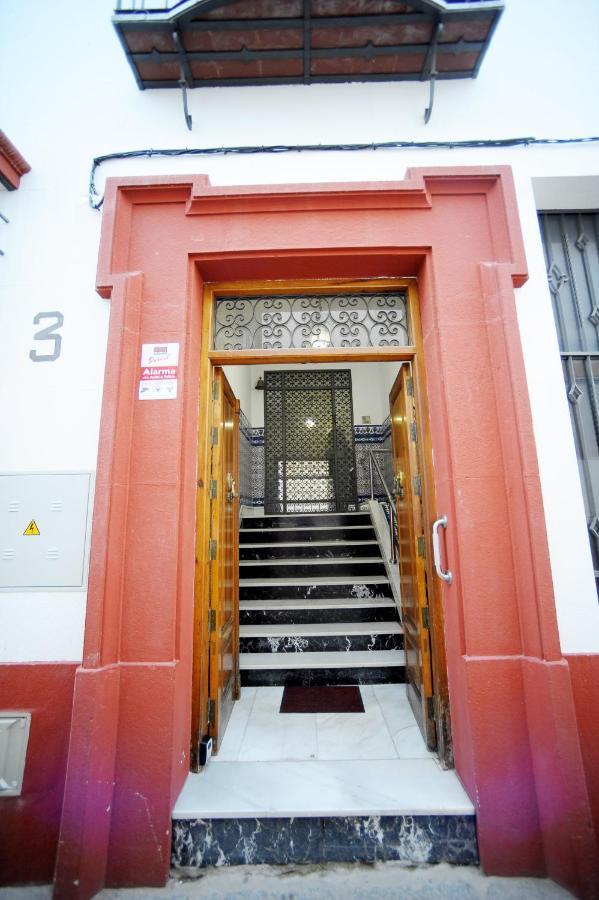 San Basilio's Red House Bed & Breakfast *