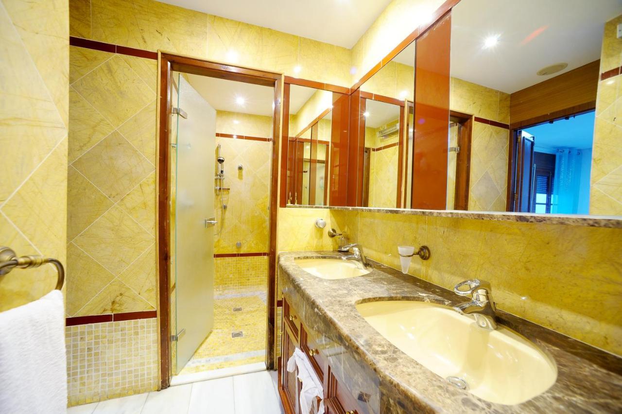 San Basilio's Red House Bed & Breakfast