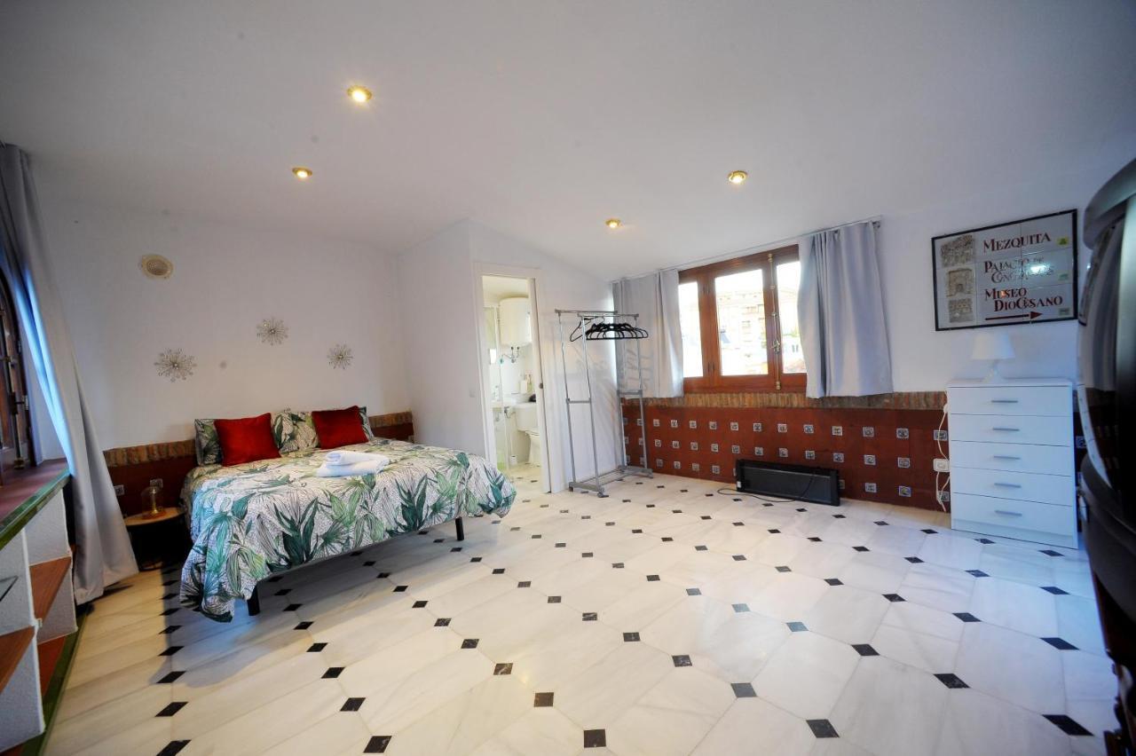 Bed & Breakfast San Basilio's Red House